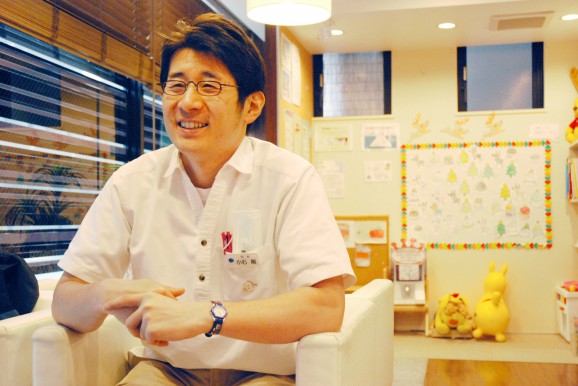 いつ見てもにっこりの剛先生。お人柄があらわれています。