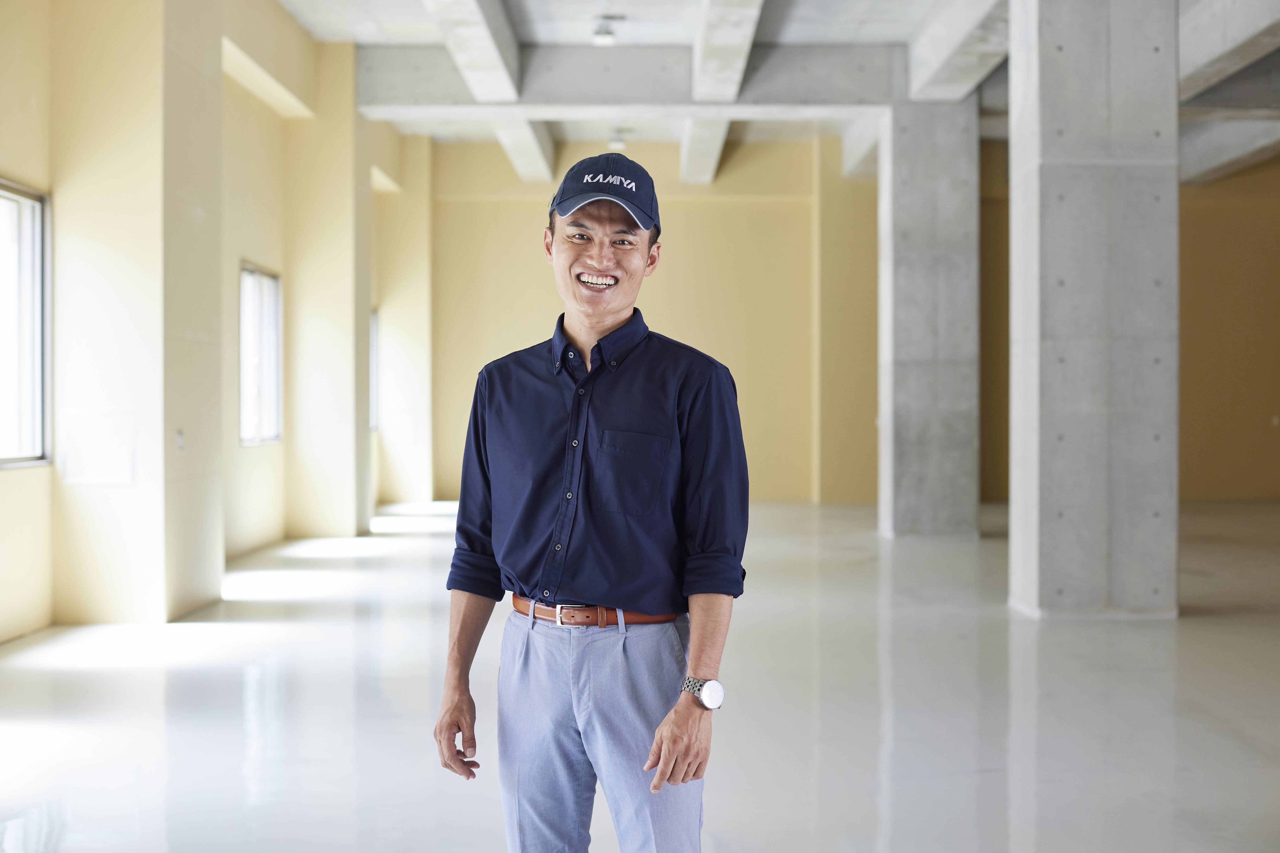 山田様ご依頼の品 桔梗渕 ラインアート16cm | うつわのハレトケ。 / 有田焼・波佐見焼の